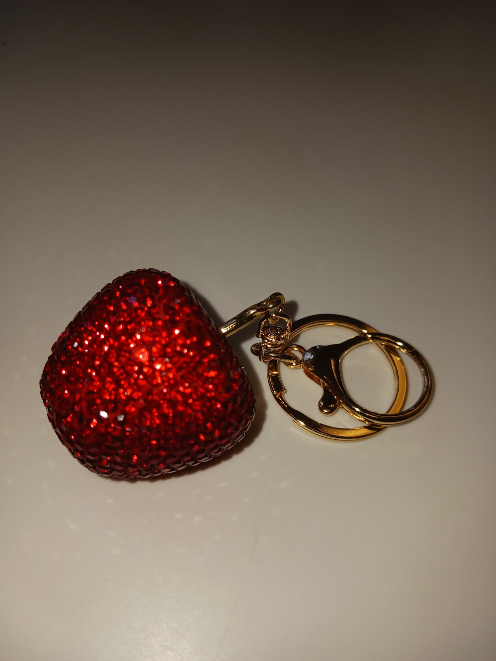 Sparkling Apple Keychain - Picture 2 of 5